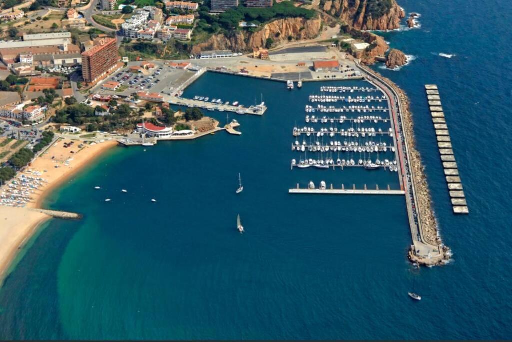 Nuevo Luminoso Apartamento Catalina A 80 Metros De La Playa Para 4 Personas Sant Feliu de Guíxols Ngoại thất bức ảnh